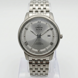 ساعة Omega De Ville